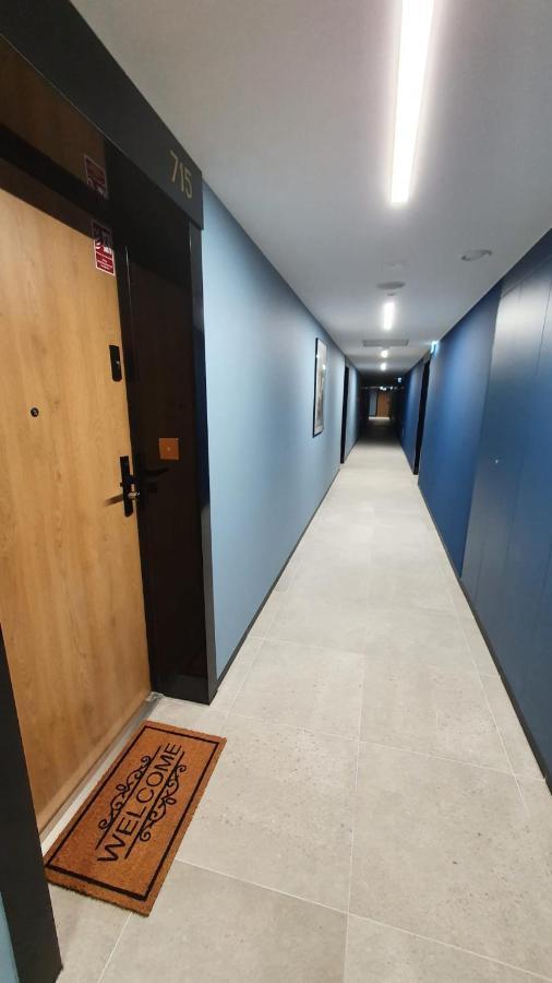 Apartament Bursztynowy Modern Tower Gdynia Kültér fotó
