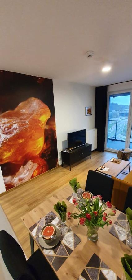 Apartament Bursztynowy Modern Tower Gdynia Kültér fotó
